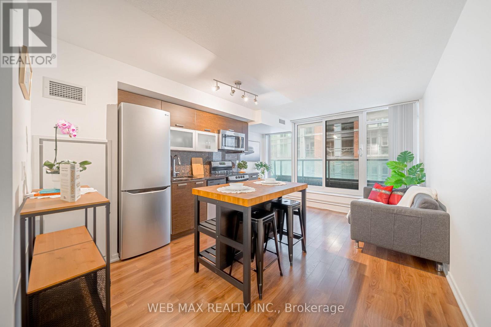 205 - 36 Lisgar Street W, Toronto, Ontario  M6J 0C7 - Photo 7 - C12570964