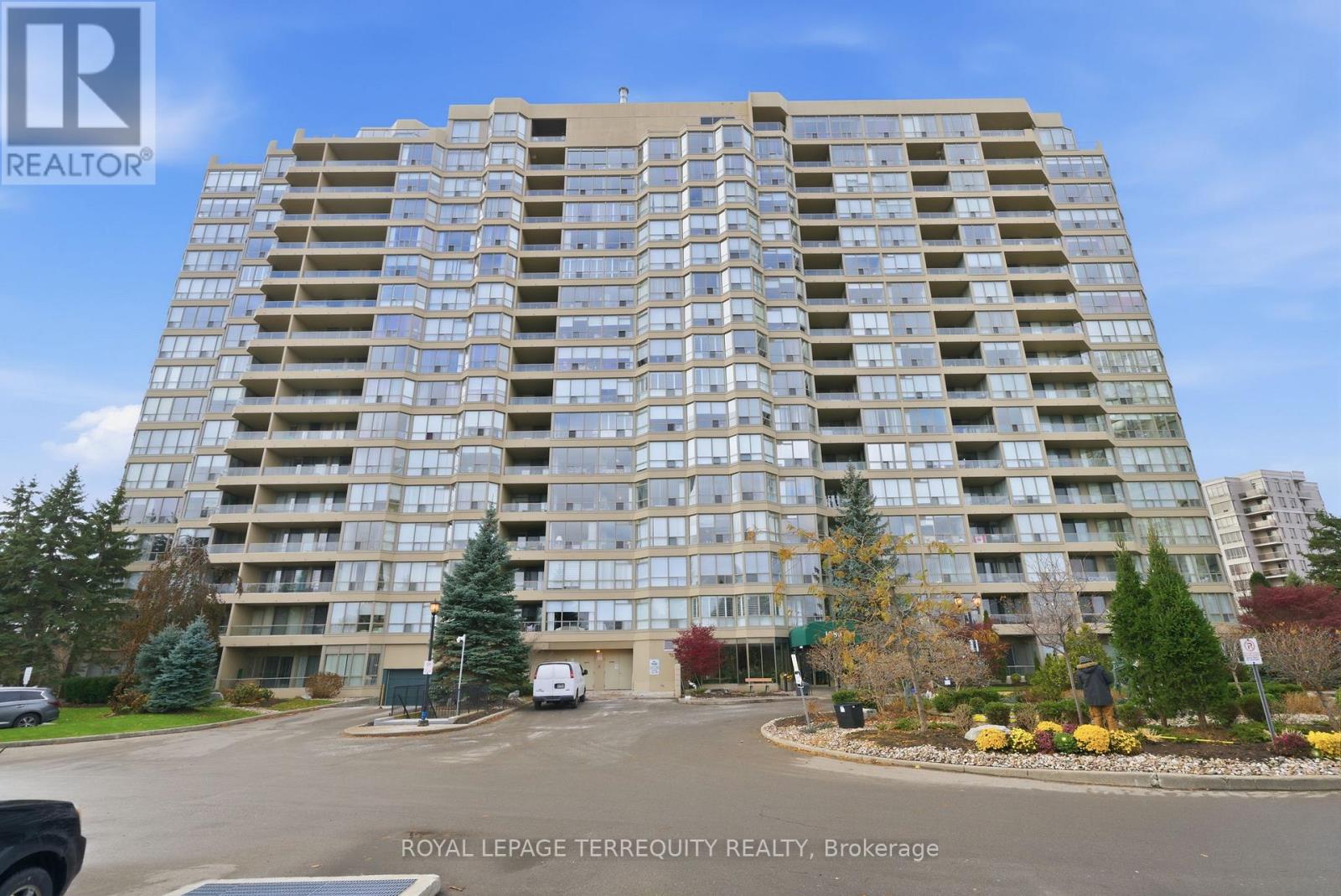 1123 - 1880 Valley Farm Road, Pickering, Ontario  L1V 6B3 - Photo 2 - E12570932