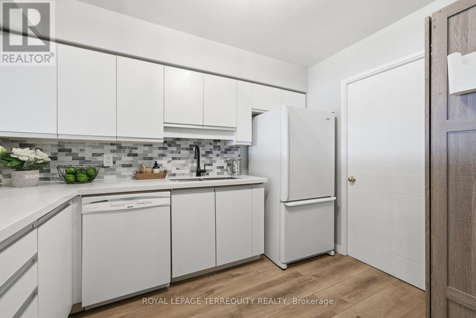 1123 - 1880 Valley Farm Road, Pickering, Ontario  L1V 6B3 - Photo 7 - E12570932