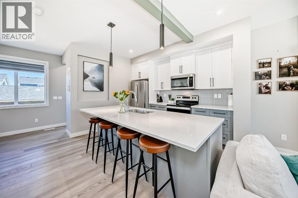 386 Sundown Road, Cochrane, Alberta  T4C 2A6 - Photo 5 - A2264261