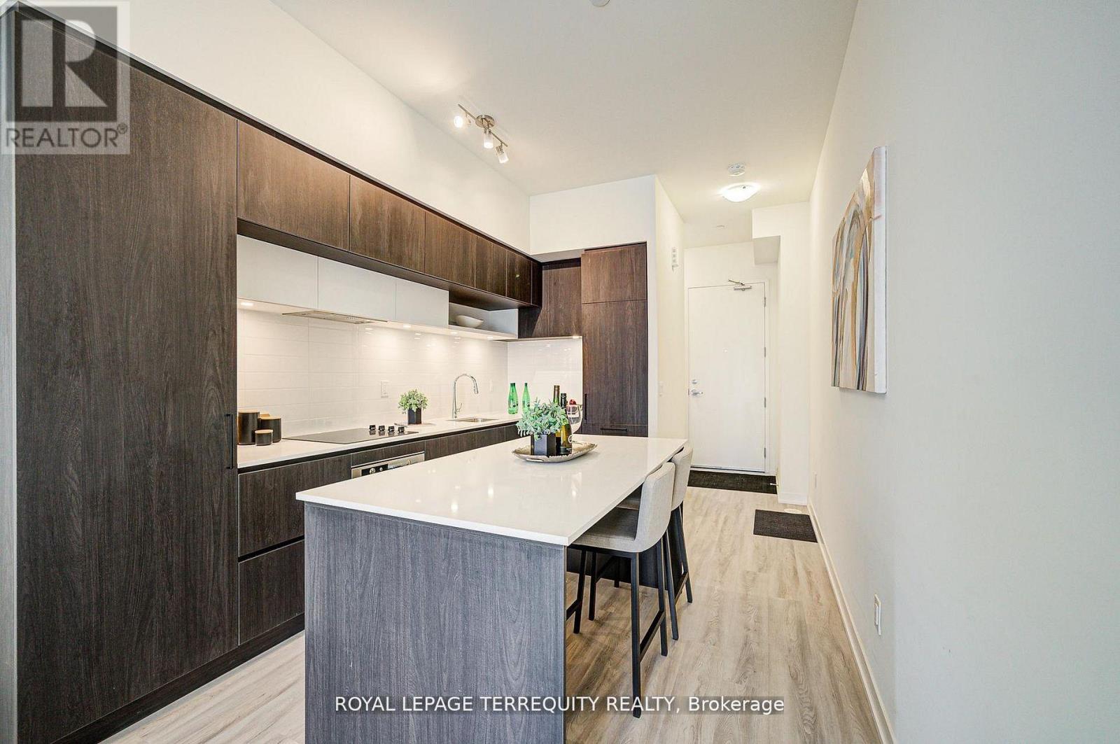 601 - 7 Steckley House Lane, Richmond Hill, Ontario  L4S 0N1 - Photo 11 - N12570882