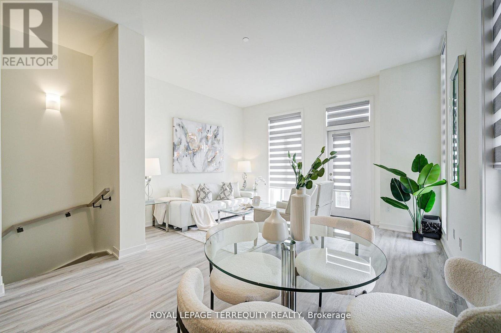 601 - 7 Steckley House Lane, Richmond Hill, Ontario  L4S 0N1 - Photo 17 - N12570882