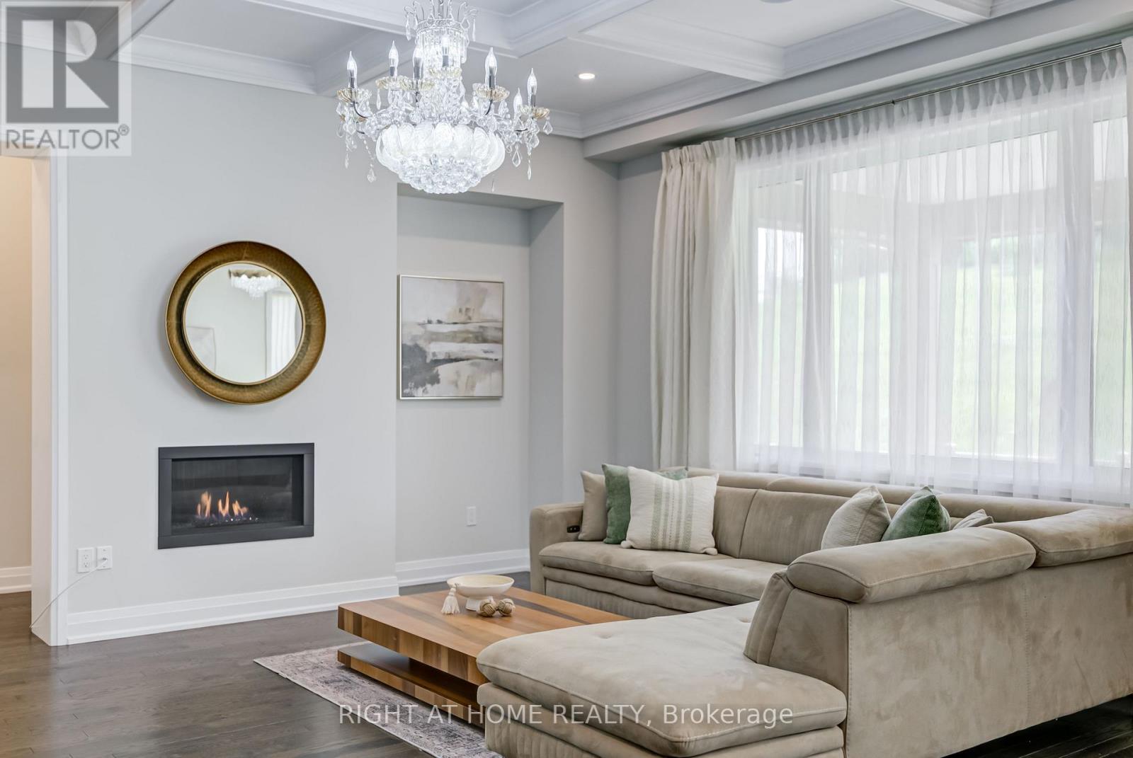 185 Cranberry Lane, Aurora, Ontario  L4G 5Z4 - Photo 13 - N12570912