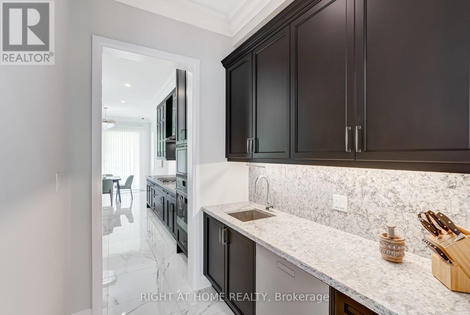 185 Cranberry Lane, Aurora, Ontario  L4G 5Z4 - Photo 21 - N12570912