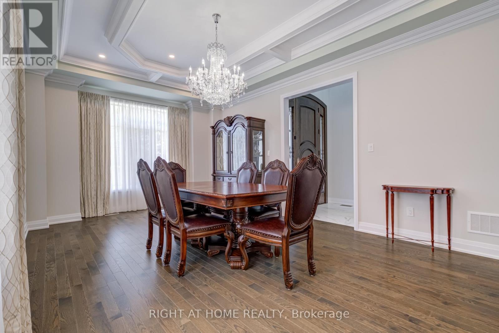 185 Cranberry Lane, Aurora, Ontario  L4G 5Z4 - Photo 8 - N12570912