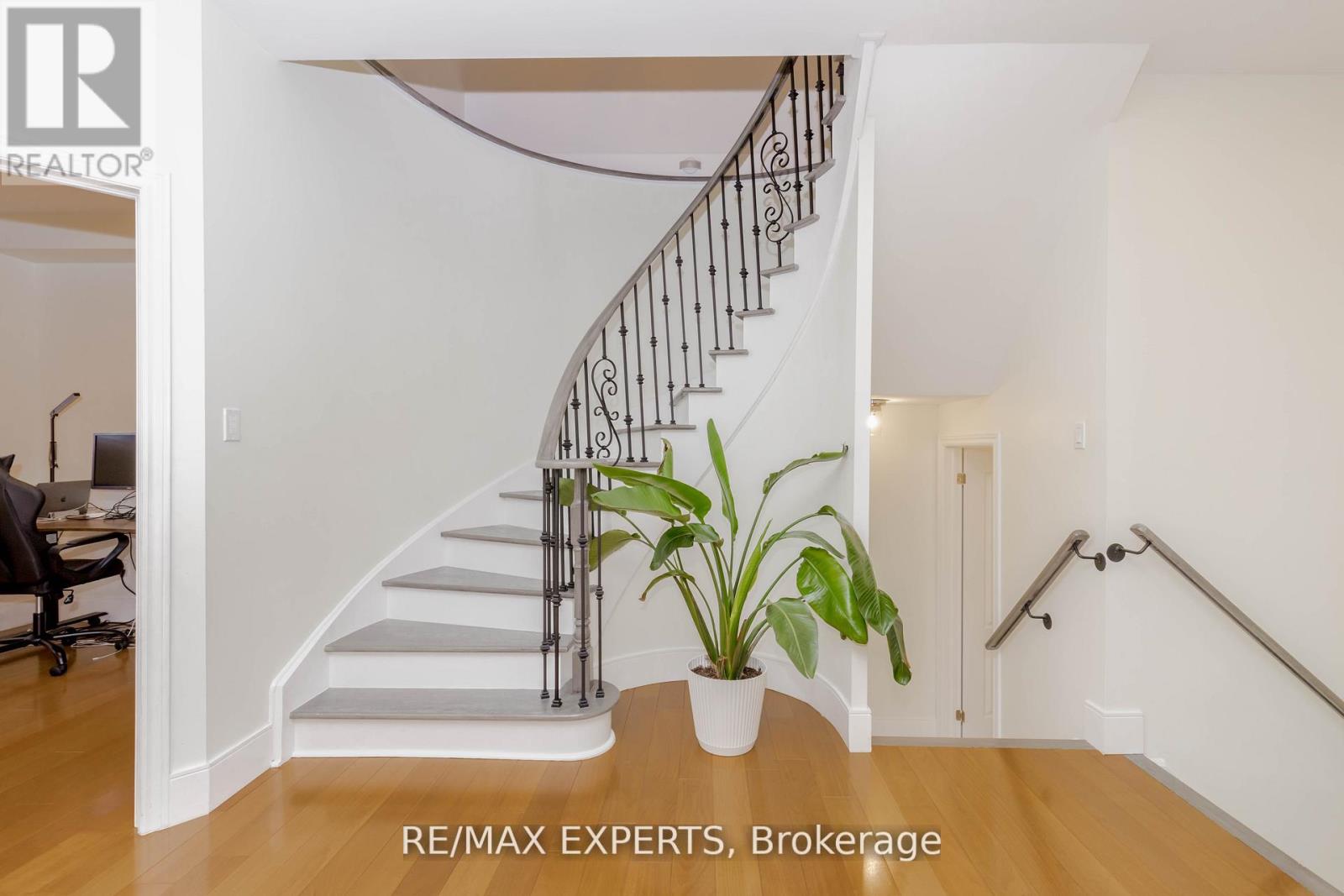 193 Fairlane Crescent, Vaughan, Ontario  L4H 2H1 - Photo 15 - N12570916