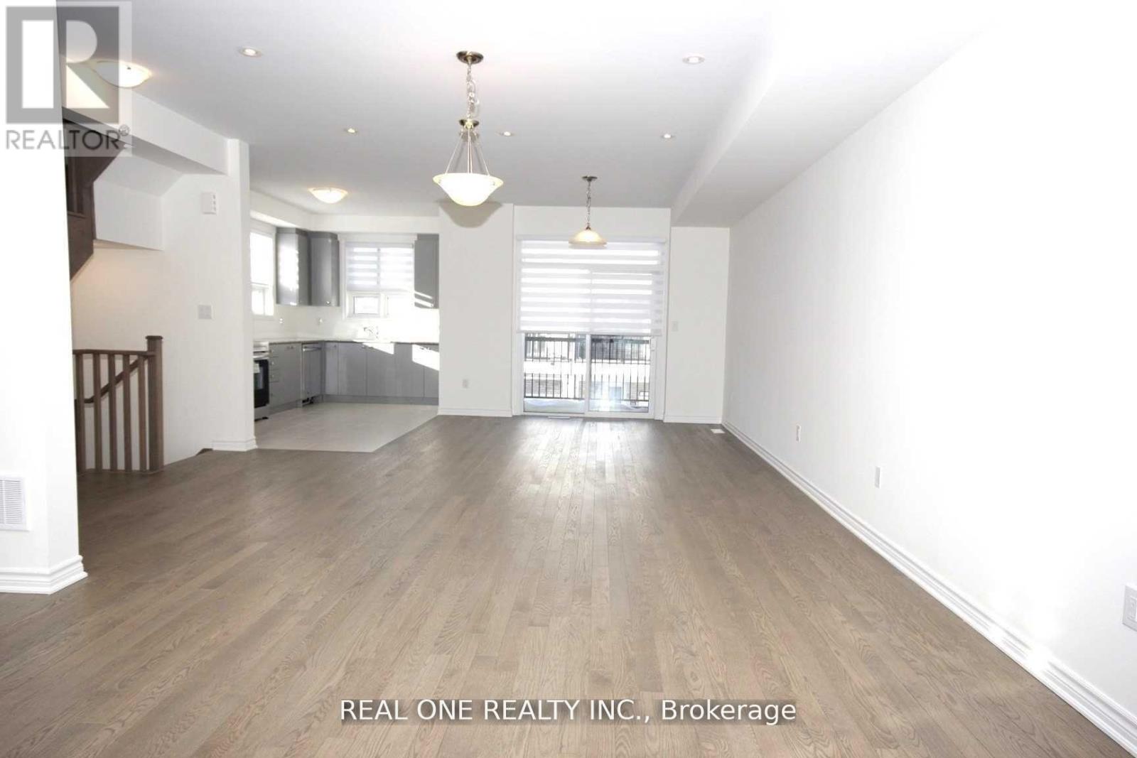 31 Massachusetts Lane, Markham, Ontario  L6E 0V6 - Photo 14 - N12570942