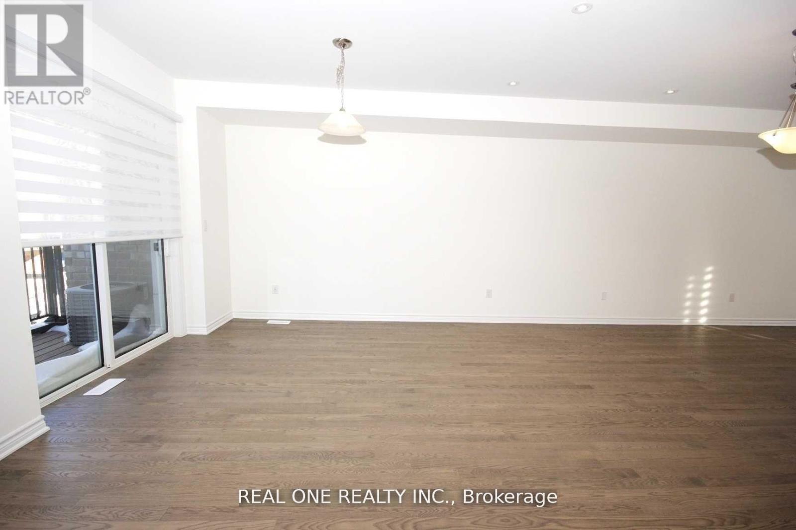 31 Massachusetts Lane, Markham, Ontario  L6E 0V6 - Photo 15 - N12570942