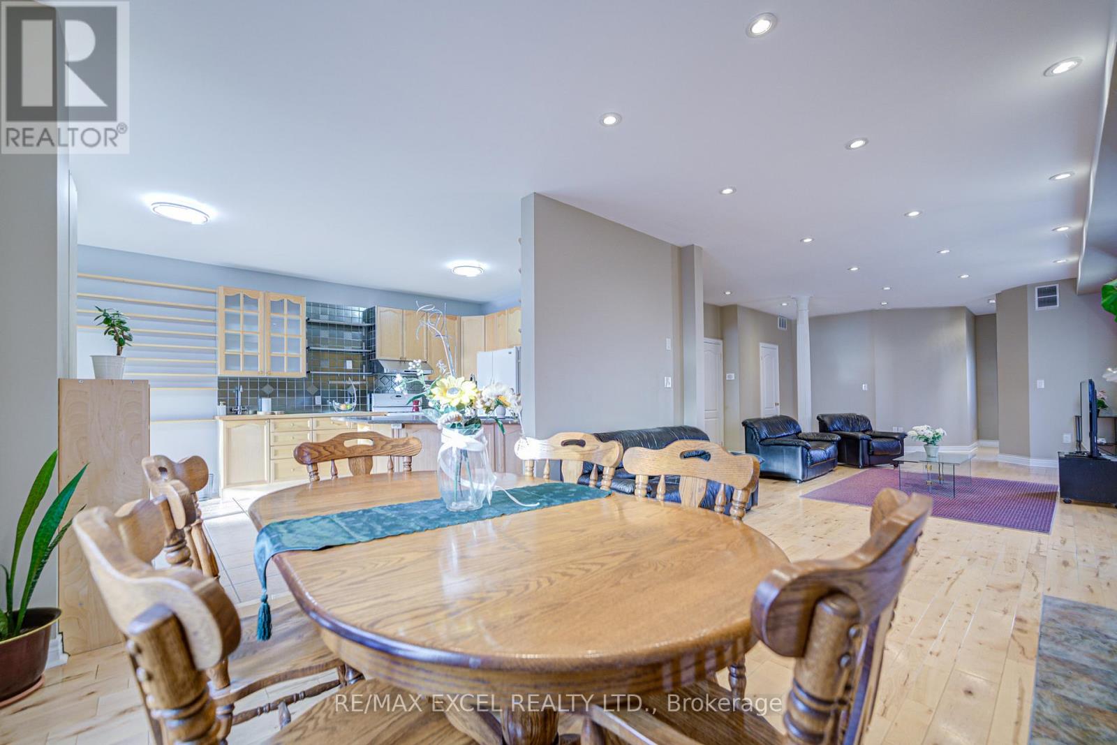 23 Lena Drive, Richmond Hill, Ontario  L4S 2V4 - Photo 17 - N12570956