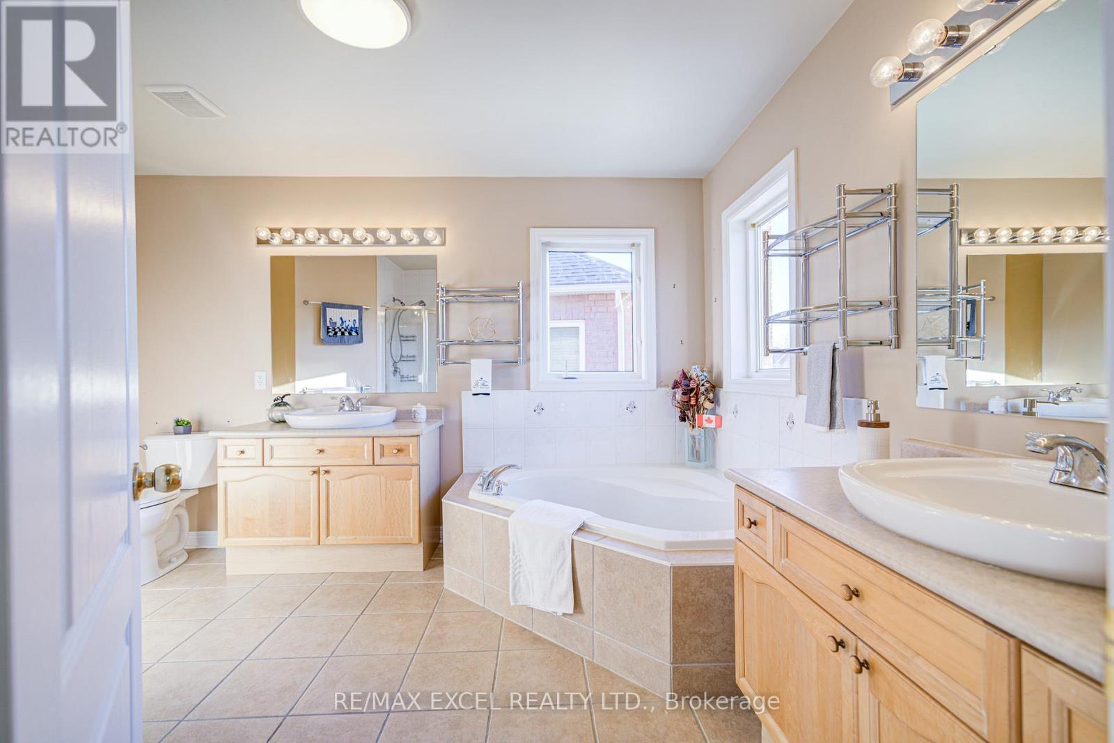 23 Lena Drive, Richmond Hill, Ontario  L4S 2V4 - Photo 34 - N12570956