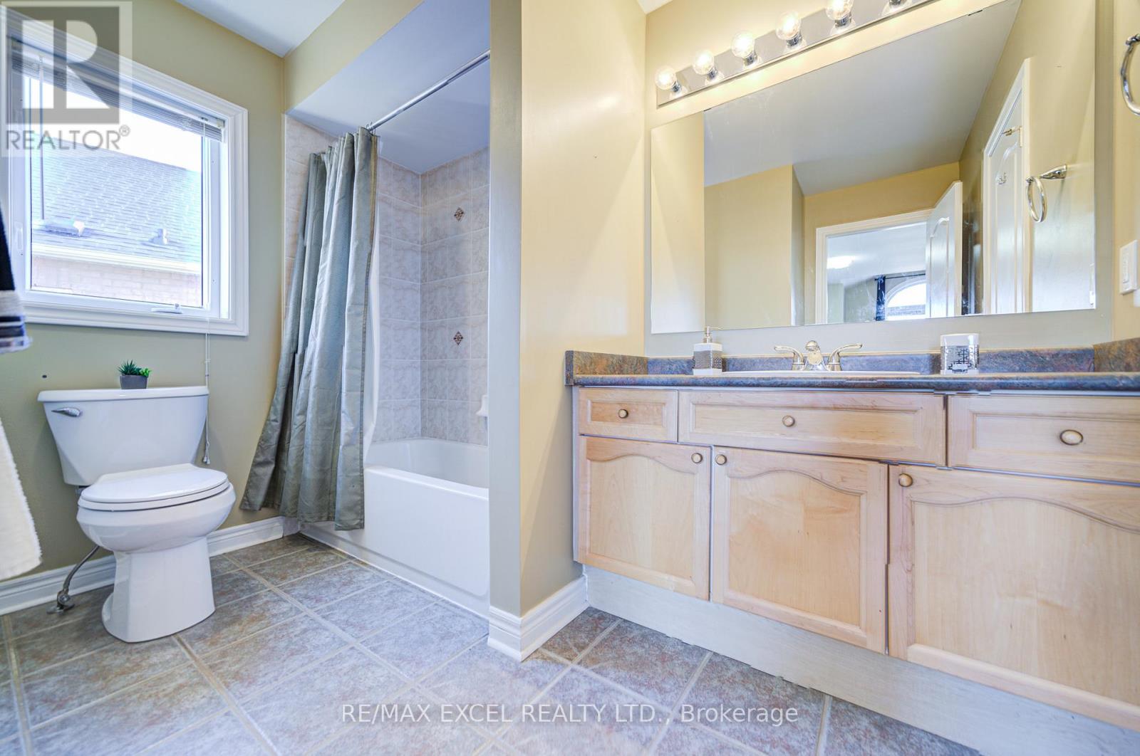 23 Lena Drive, Richmond Hill, Ontario  L4S 2V4 - Photo 40 - N12570956