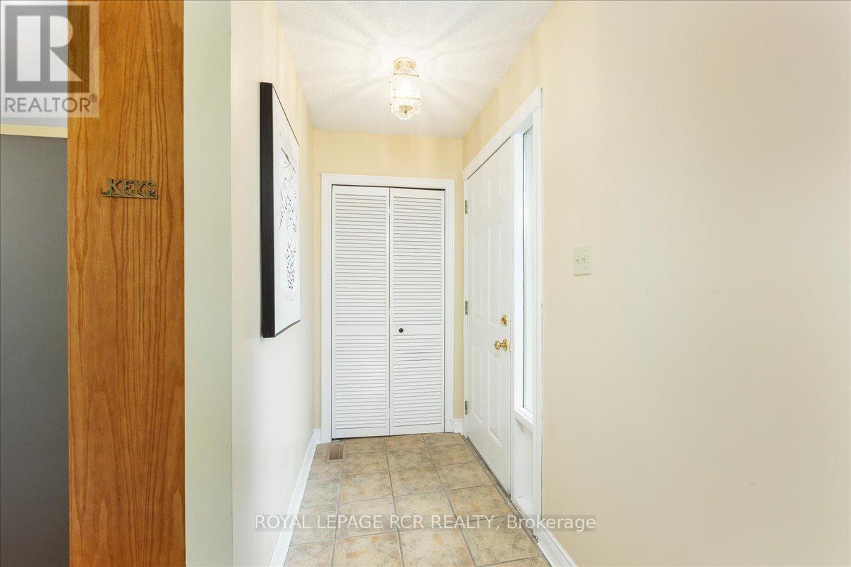 130 Peter Street, East Gwillimbury, Ontario  L9N 1K9 - Photo 3 - N12570960