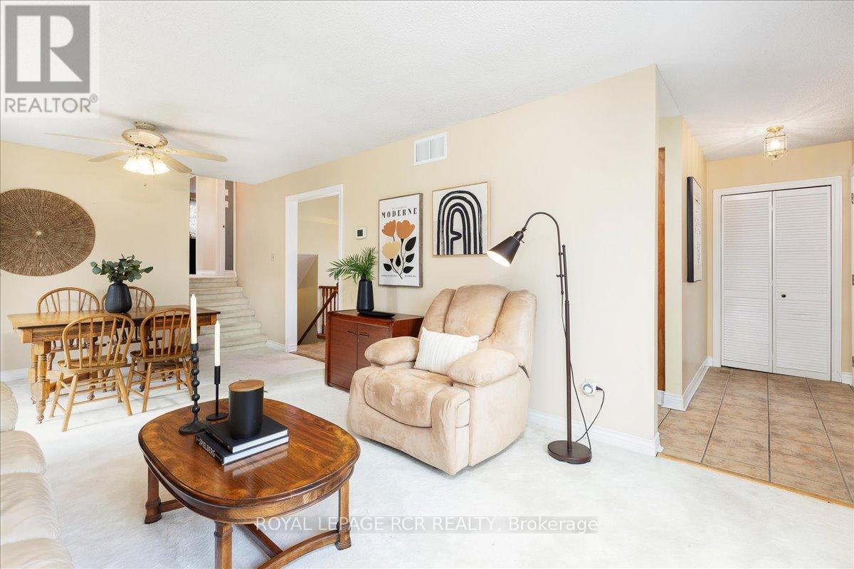 130 Peter Street, East Gwillimbury, Ontario  L9N 1K9 - Photo 5 - N12570960