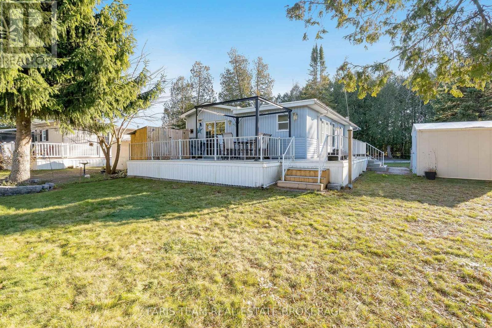 3 St James Place, Wasaga Beach, Ontario  L9Z 3A8 - Photo 24 - S12570918