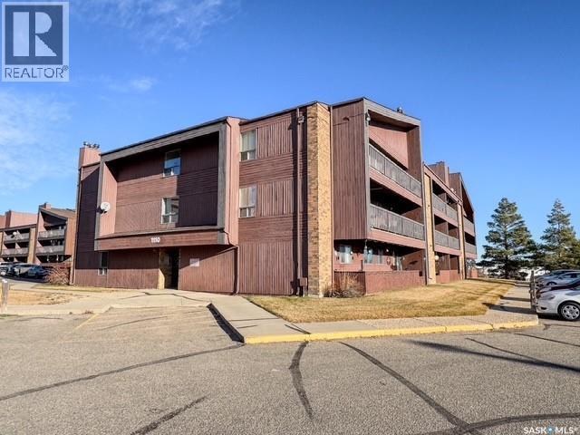 305 1110 9th Avenue Ne, Swift Current, Saskatchewan  S9H 2S9 - Photo 2 - SK024575