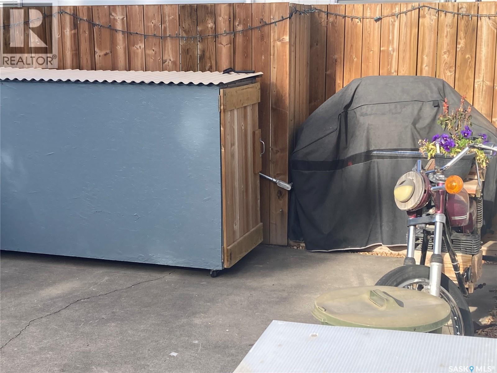 1327 2nd Avenue N, Saskatoon, Saskatchewan  S7K 1Y7 - Photo 7 - SK024572