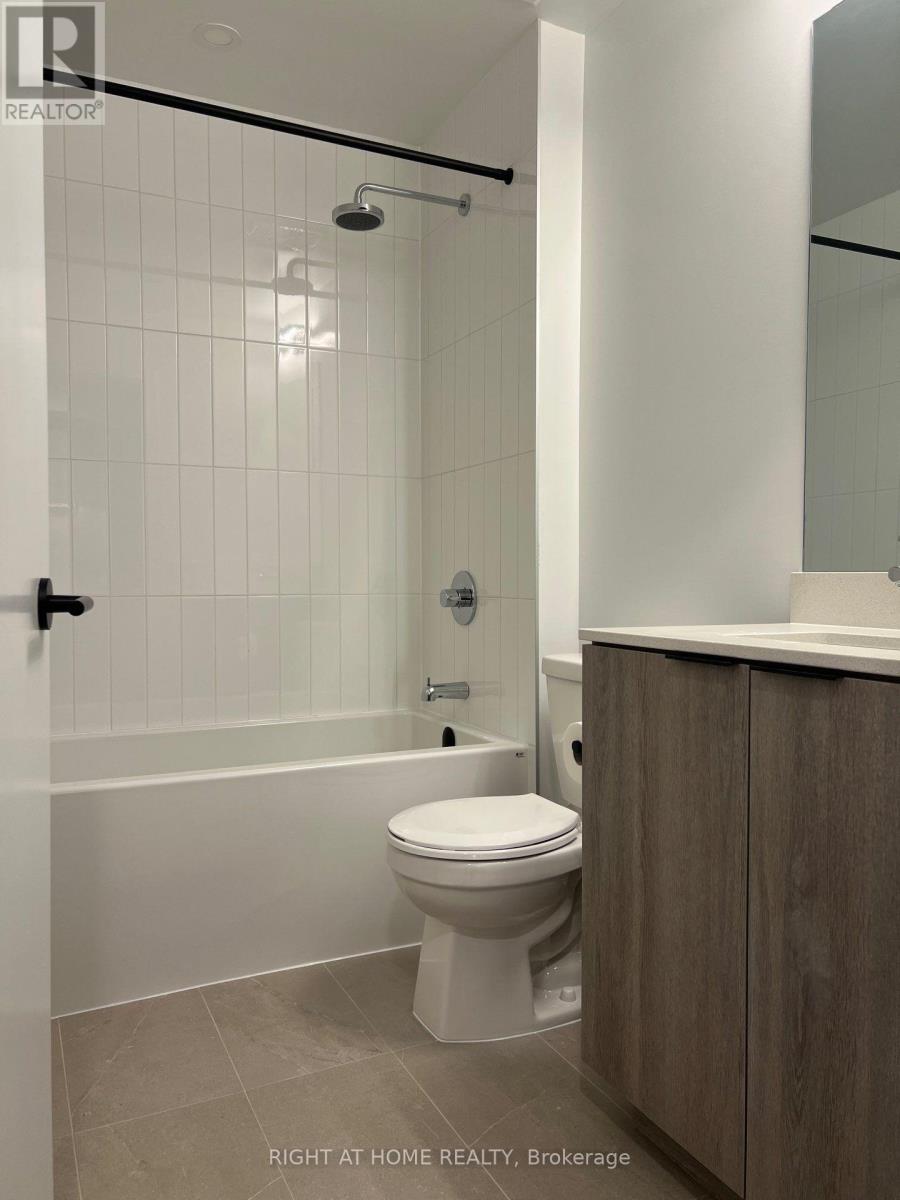 2706 - 2495 Eglinton Avenue W, Mississauga, Ontario  L5M 2V8 - Photo 8 - W12570876