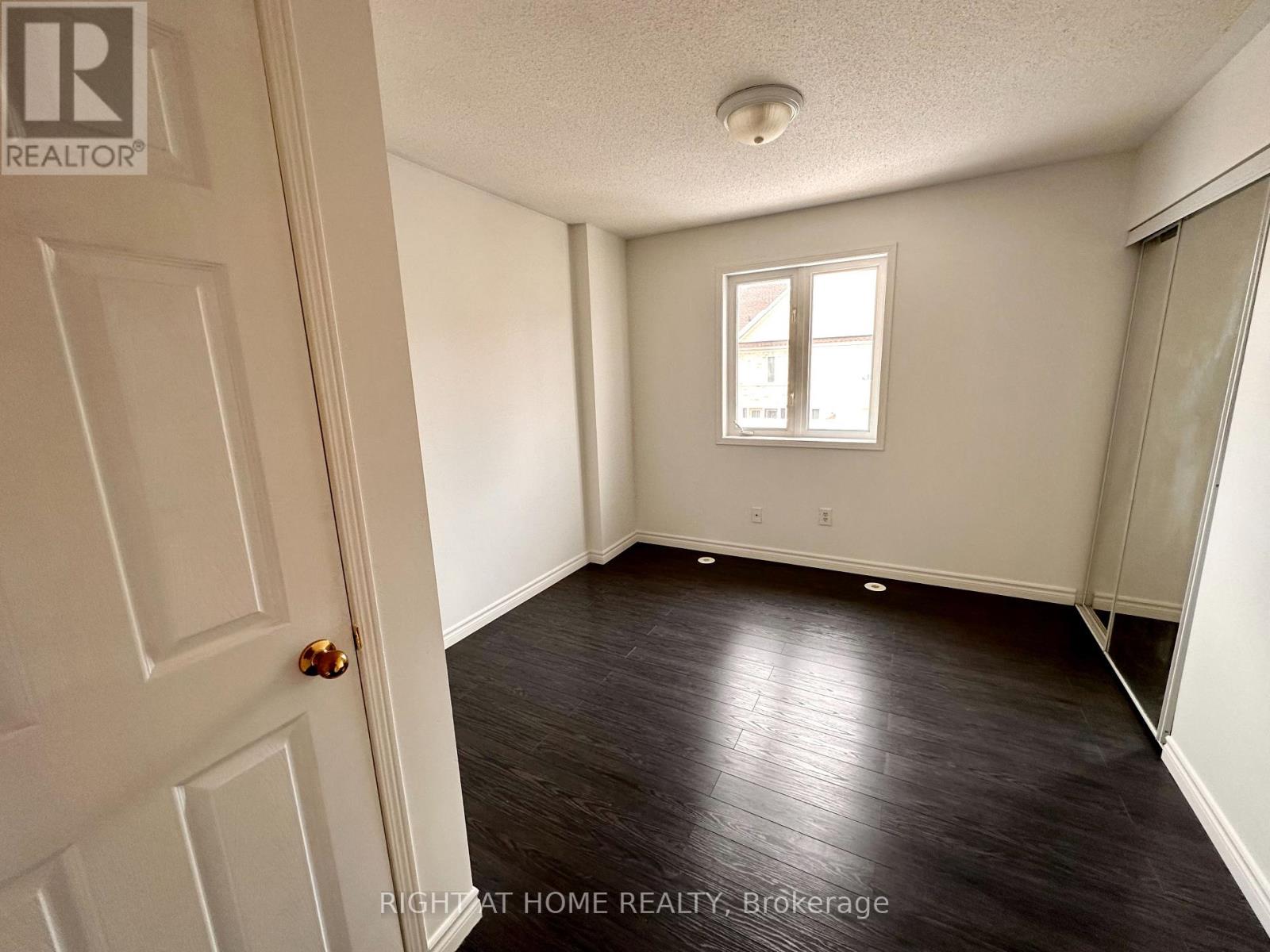 4975 Southampton Drive, Mississauga, Ontario  L5M 8E3 - Photo 19 - W12570886