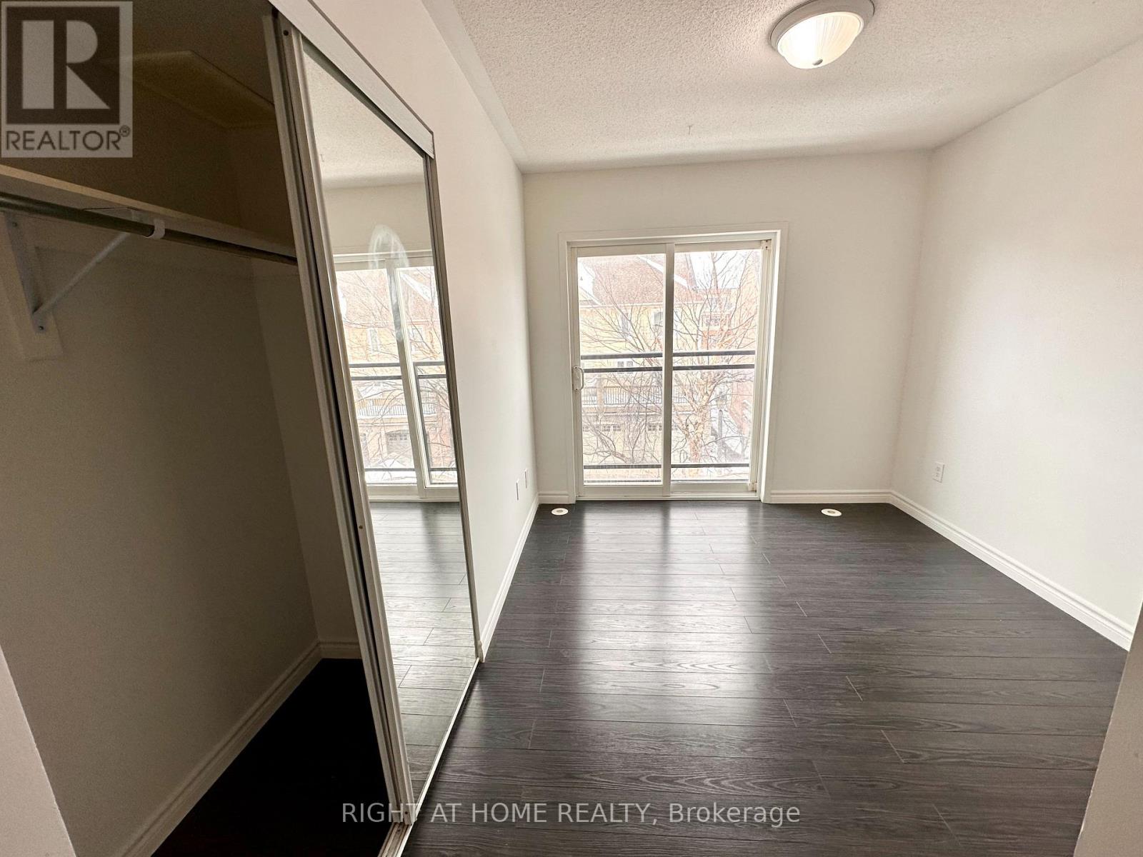 4975 Southampton Drive, Mississauga, Ontario  L5M 8E3 - Photo 21 - W12570886