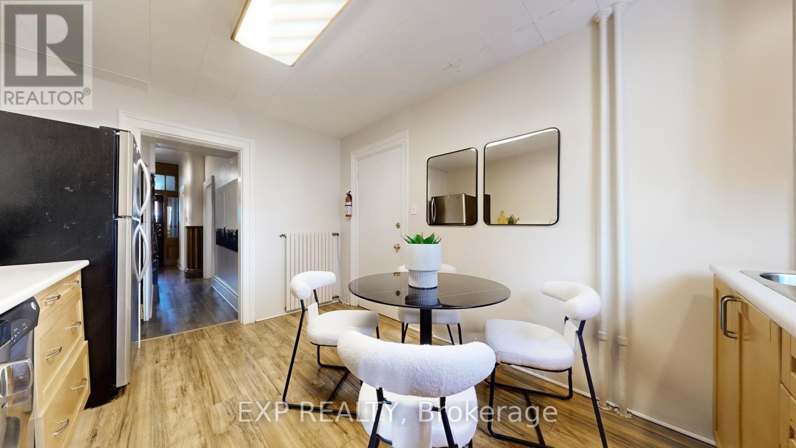 68 O'hara Avenue, Toronto, Ontario  M6K 2R2 - Photo 11 - W12570900