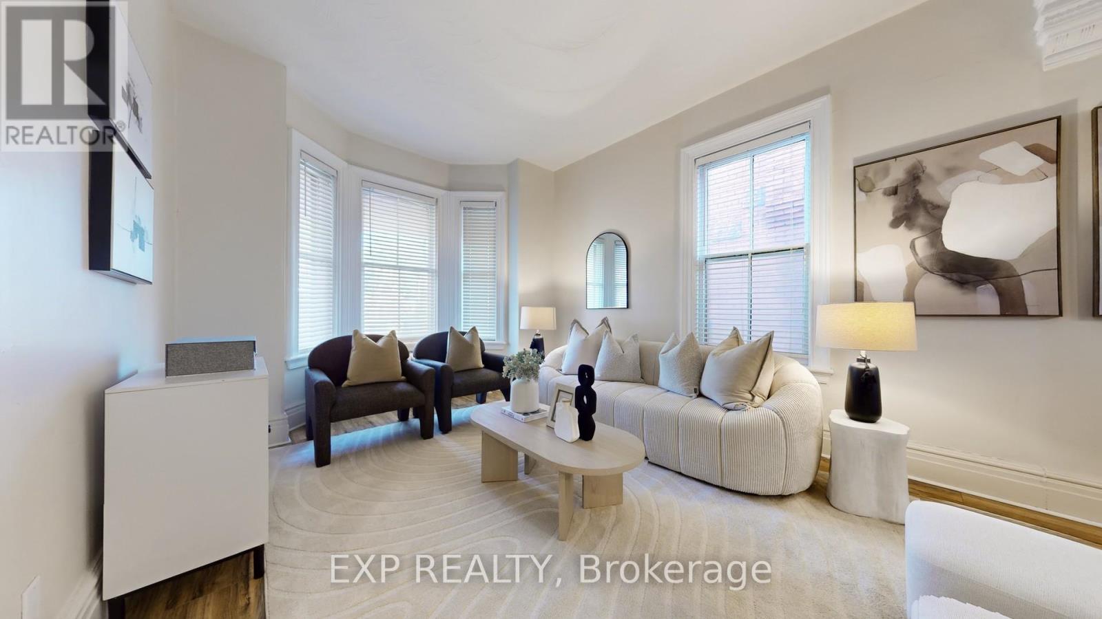 68 O'hara Avenue, Toronto, Ontario  M6K 2R2 - Photo 2 - W12570900