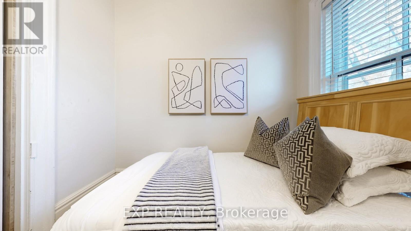 68 O'hara Avenue, Toronto, Ontario  M6K 2R2 - Photo 25 - W12570900