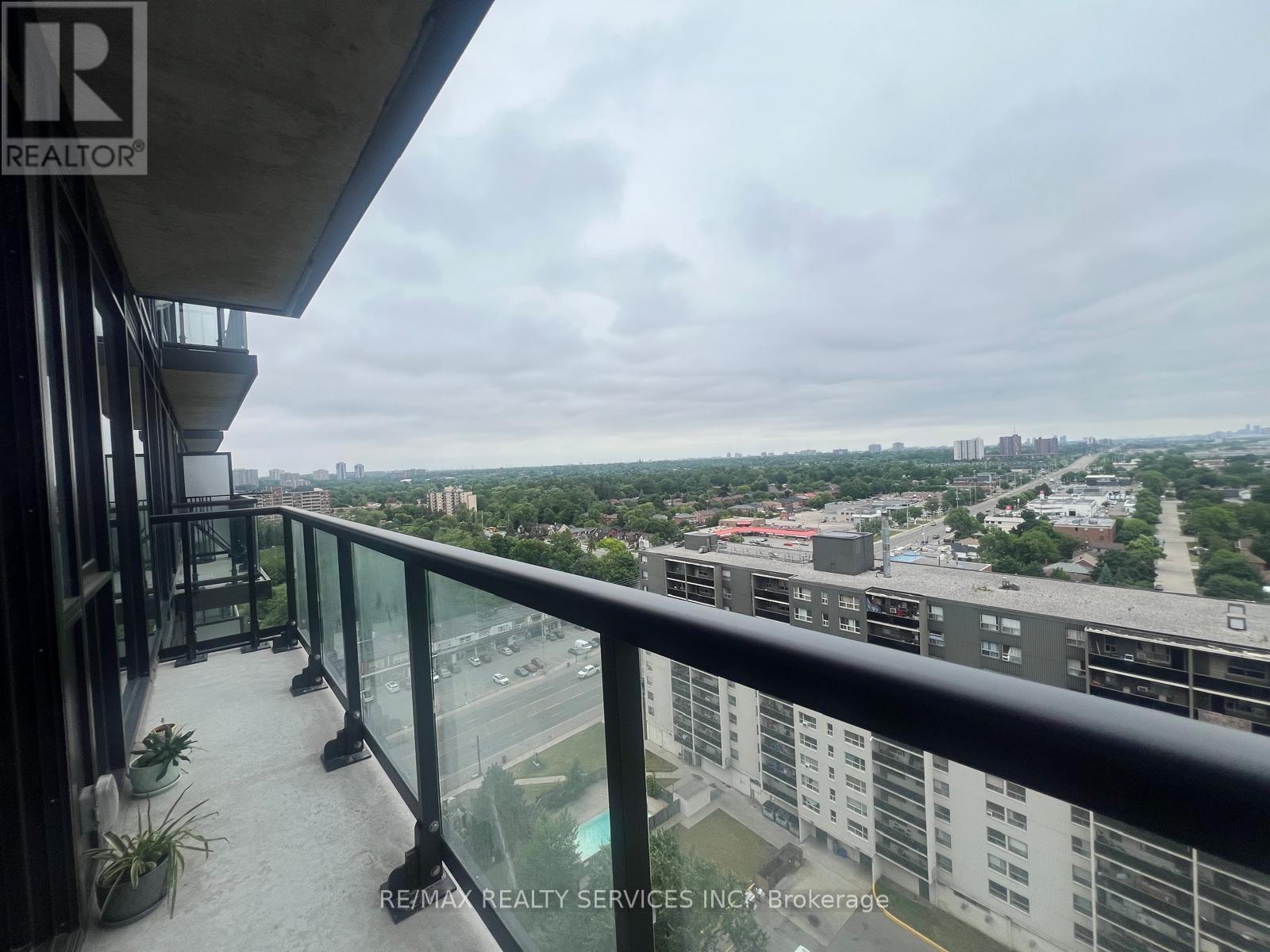 1613 - 86 Dundas Street E, Mississauga, Ontario  L5A 0B1 - Photo 21 - W12570906