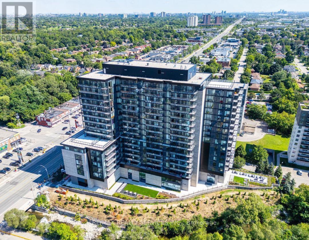 1613 - 86 Dundas Street E, Mississauga, Ontario  L5A 0B1 - Photo 3 - W12570906