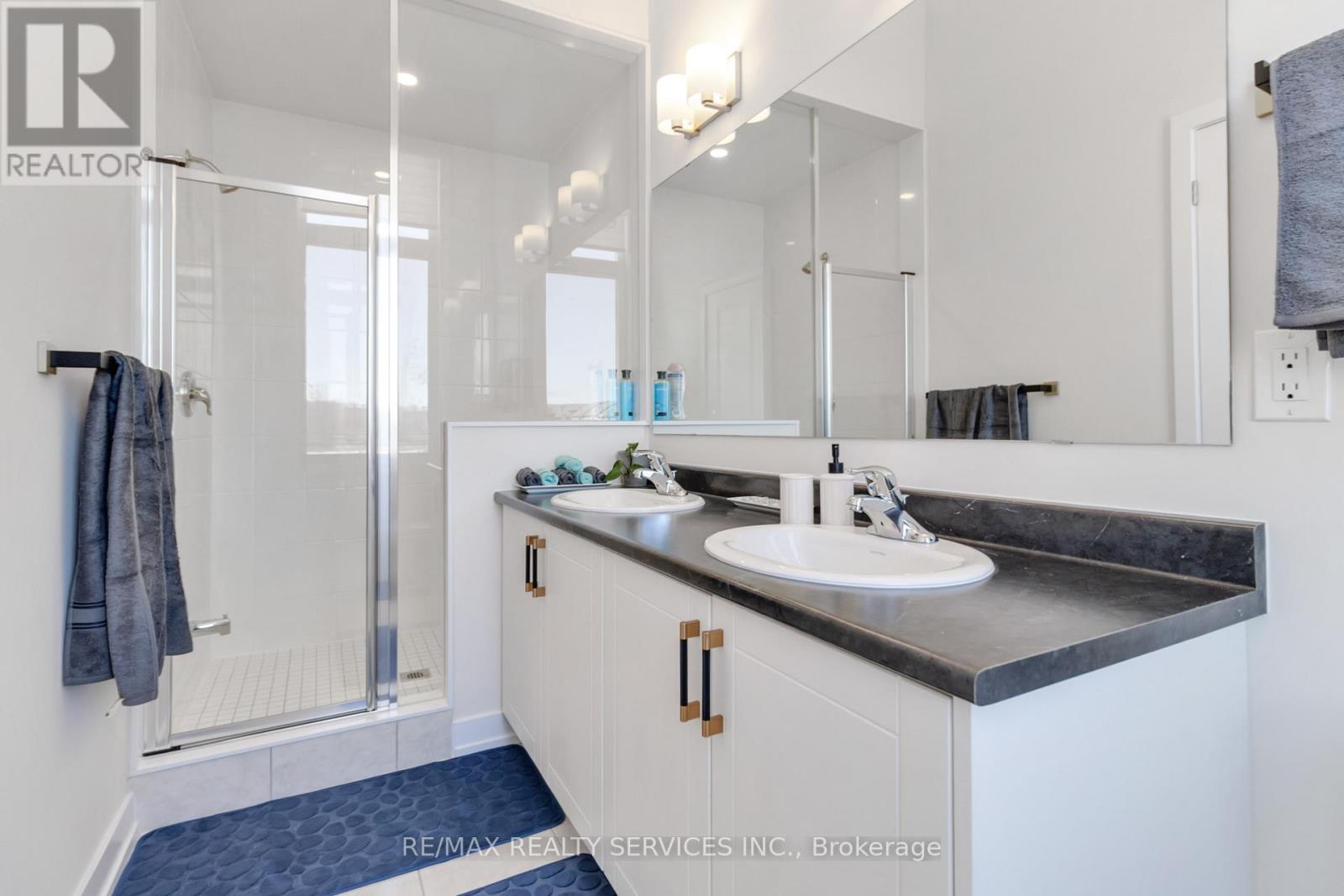 3051 Meadowridge Drive, Oakville, Ontario  L6H 7Z4 - Photo 18 - W12570914