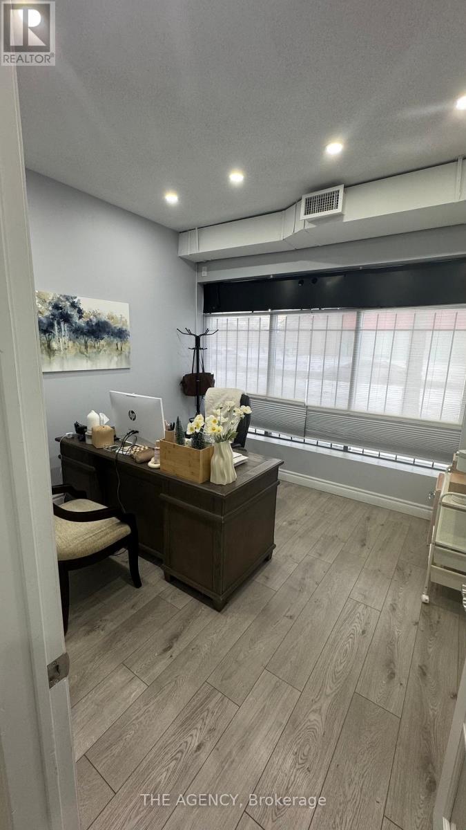 6 - 7171 Goreway Drive, Mississauga, Ontario  L4T 2T5 - Photo 4 - W12570920