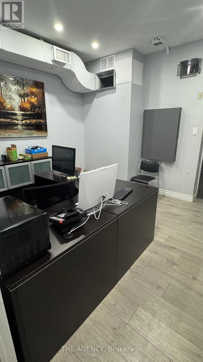 6 - 7171 Goreway Drive, Mississauga, Ontario  L4T 2T5 - Photo 8 - W12570920