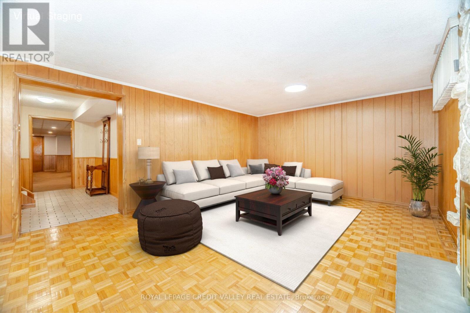 1017 Streamway Crescent, Mississauga, Ontario  L4Y 2P3 - Photo 17 - W12570950