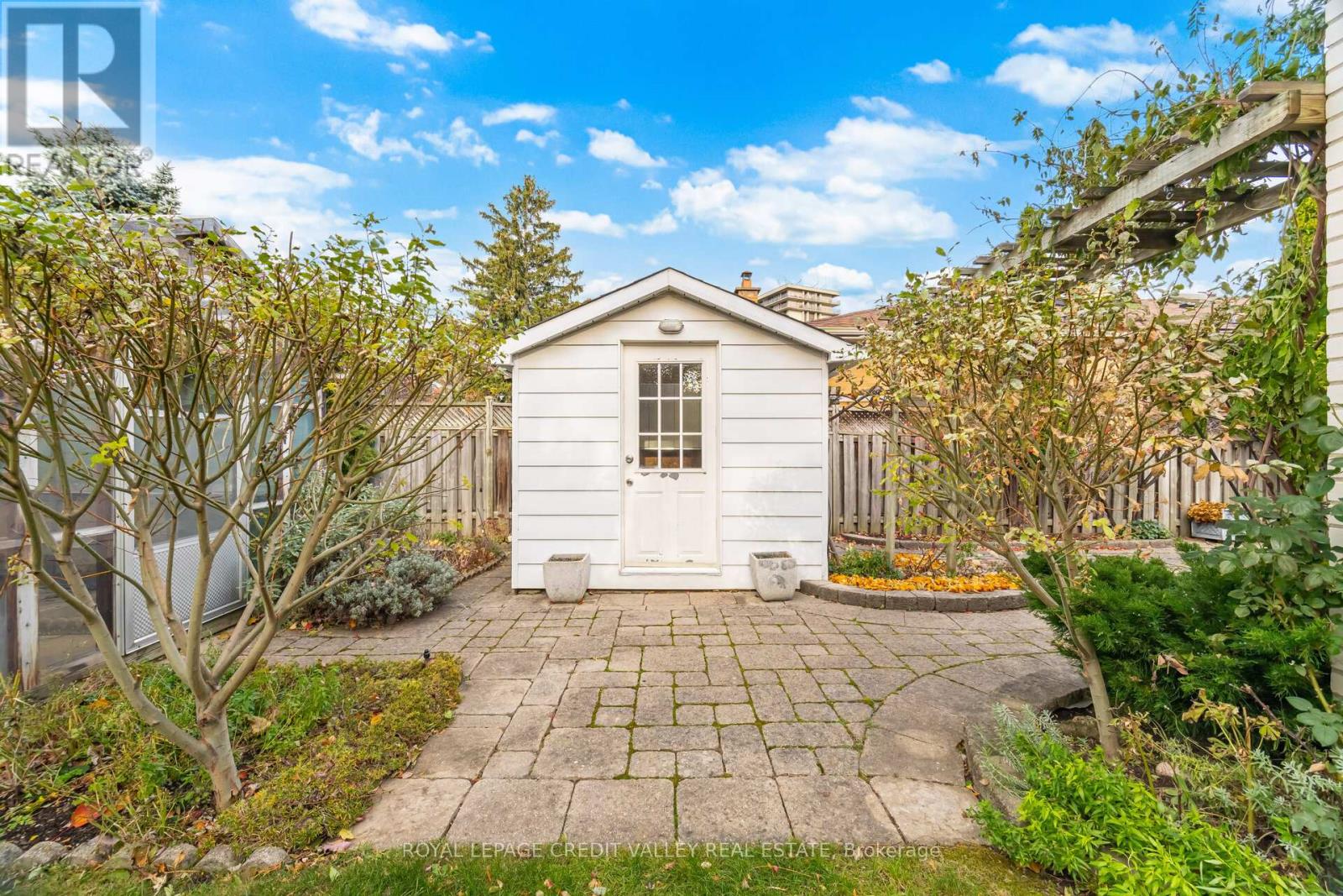 1017 Streamway Crescent, Mississauga, Ontario  L4Y 2P3 - Photo 25 - W12570950