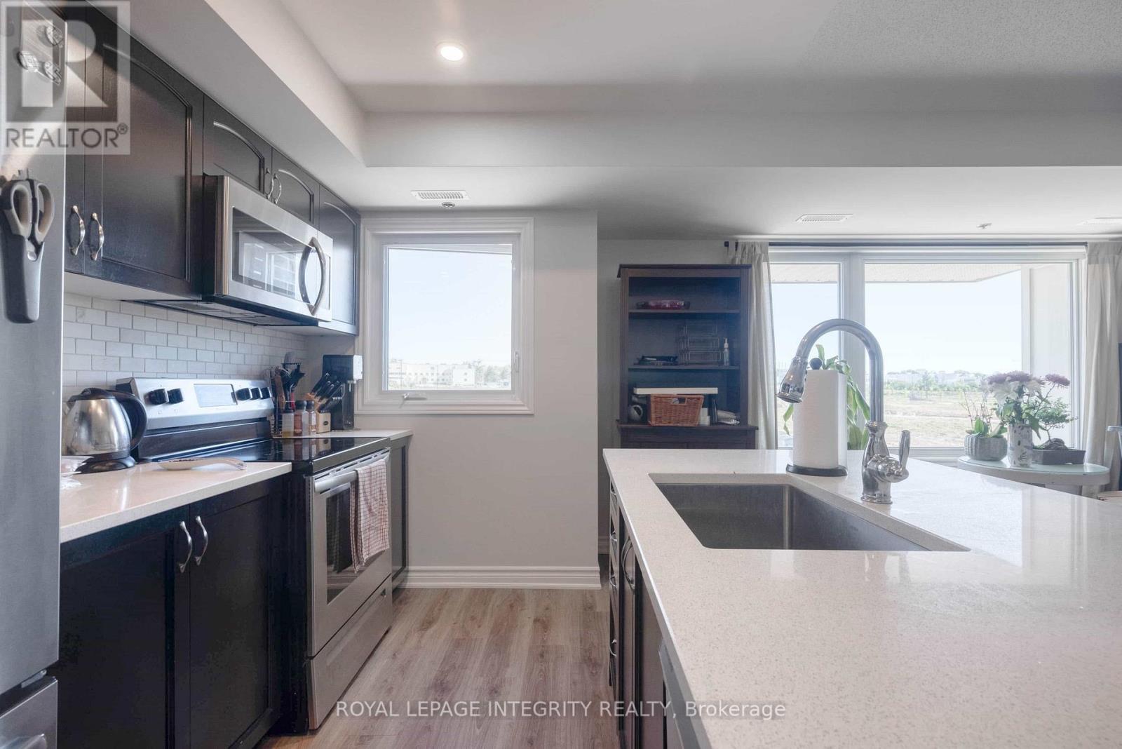 523 Ozawa Private, Ottawa, Ontario  K1K 4Z8 - Photo 7 - X12530026