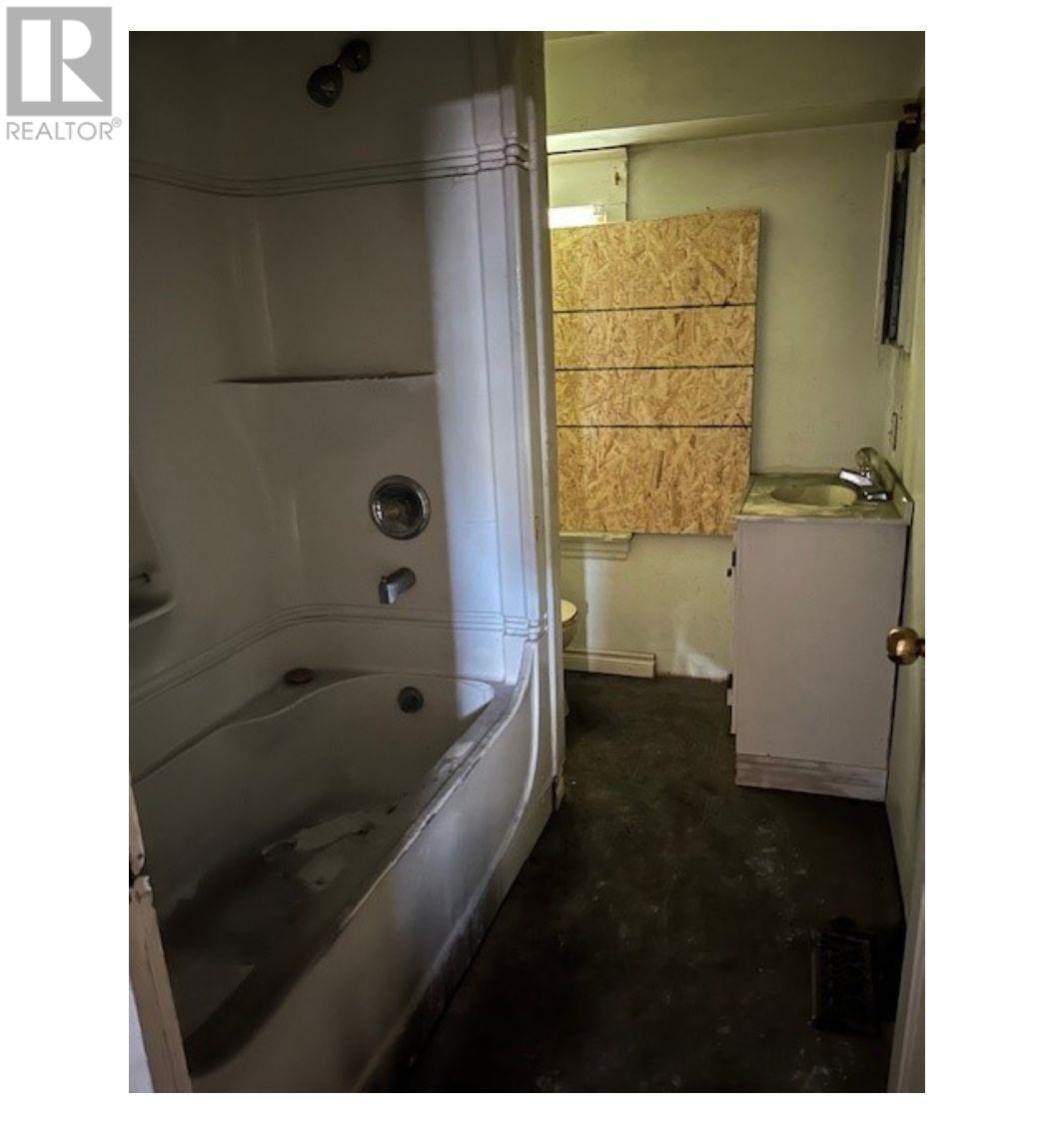 237 Wellington St E, Sault Ste. Marie, Ontario P6A 2L7 - Photo 11 - SM253108