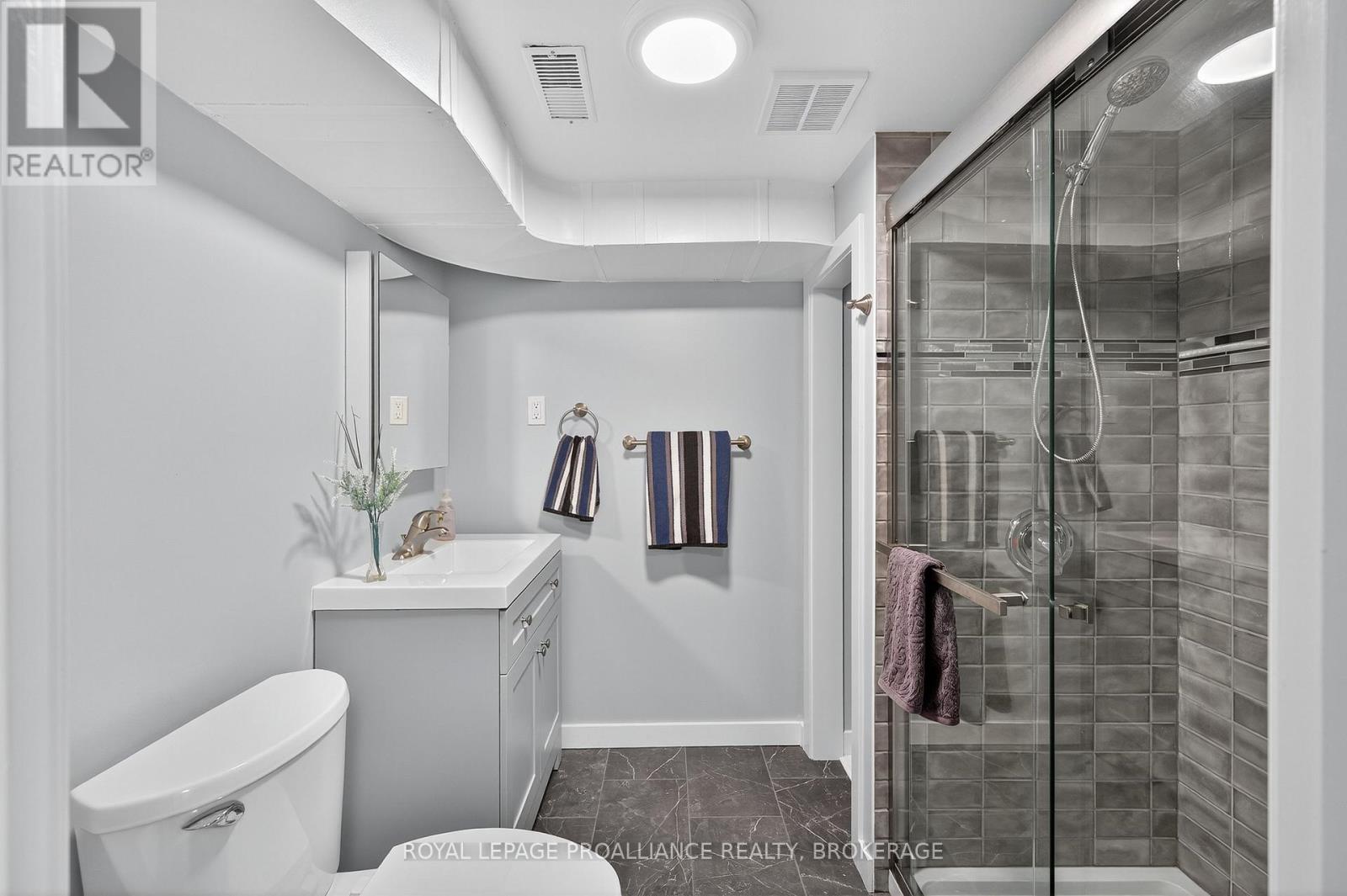 855 Woodbine Road, Kingston, Ontario K7P 2X3 - Photo 25 - X12571094