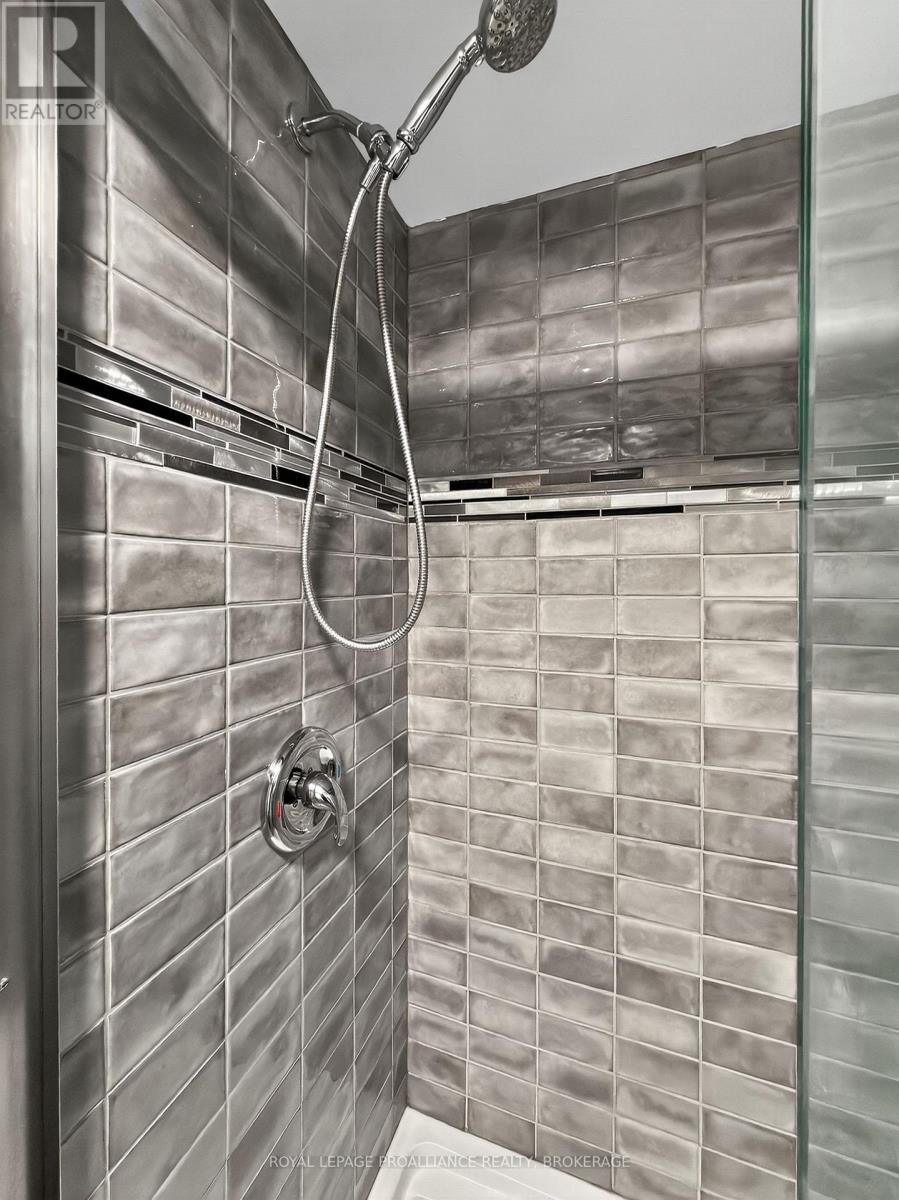 855 Woodbine Road, Kingston, Ontario K7P 2X3 - Photo 26 - X12571094