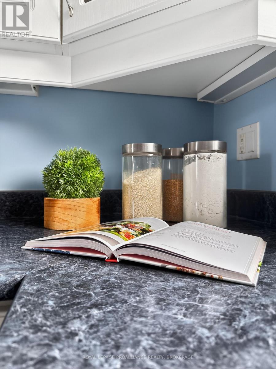 855 Woodbine Road, Kingston, Ontario K7P 2X3 - Photo 9 - X12571094