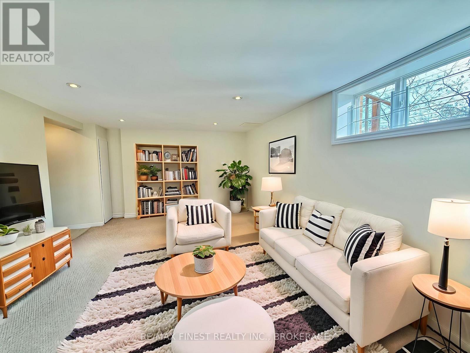 1082 Johnson Street, Kingston, Ontario  K7M 2N5 - Photo 28 - X12571160