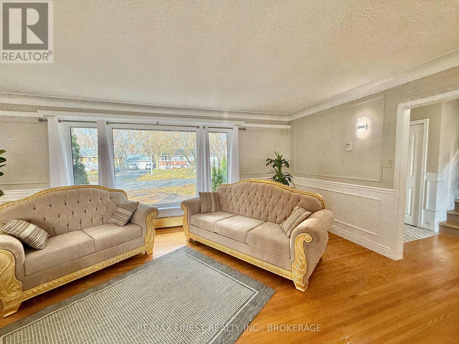 1082 Johnson Street, Kingston, Ontario  K7M 2N5 - Photo 8 - X12571160