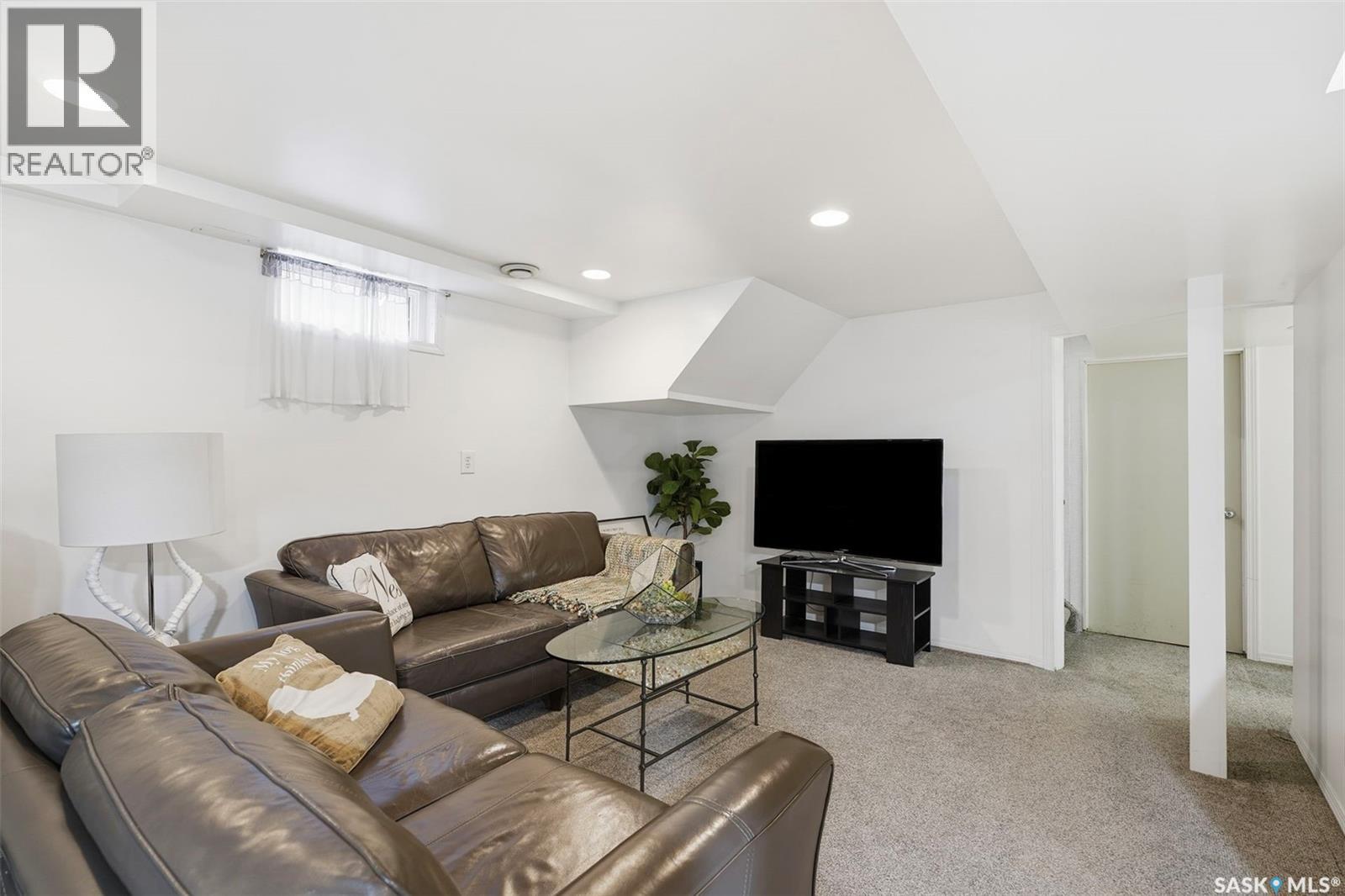 45 Porteous Crescent, Saskatoon, Saskatchewan  S7J 2S7 - Photo 17 - SK024423