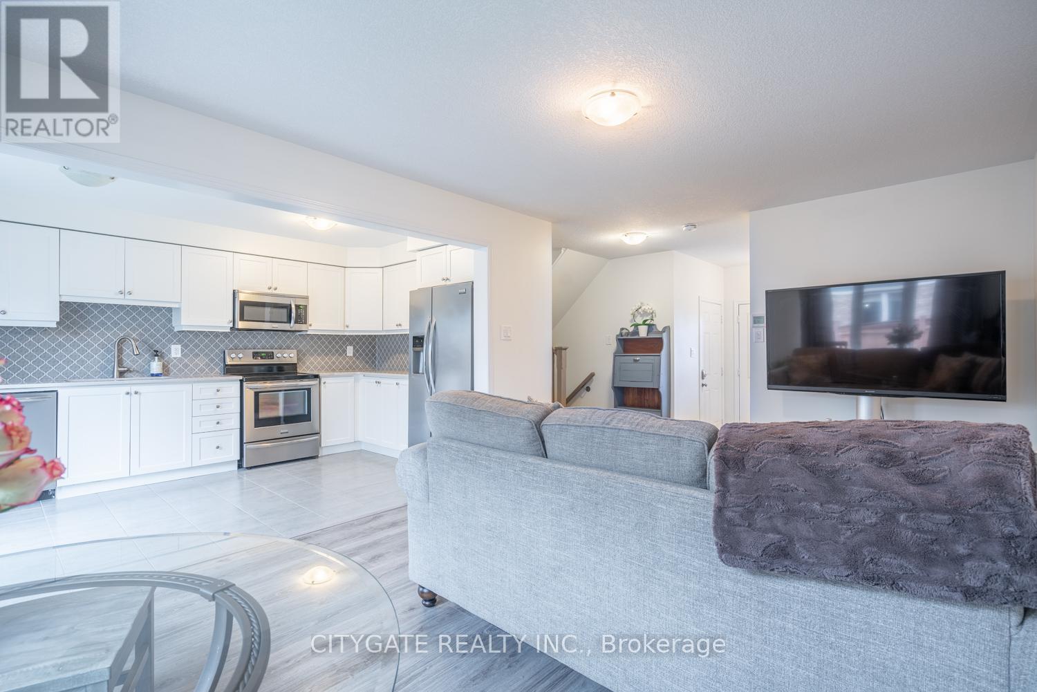 69 Mcmonies Drive, Hamilton, Ontario  L8B 0A5 - Photo 10 - X12570894