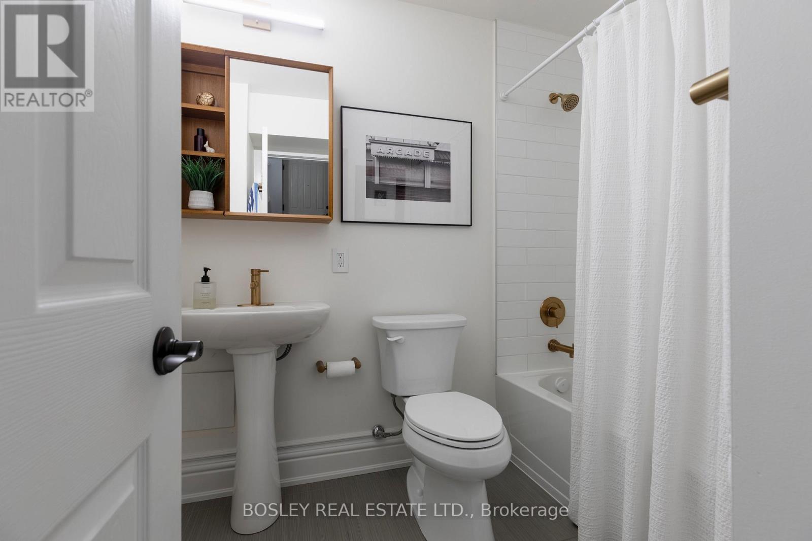 217 - 200 Stinson Street, Hamilton, Ontario  L8N 4J5 - Photo 8 - X12570926