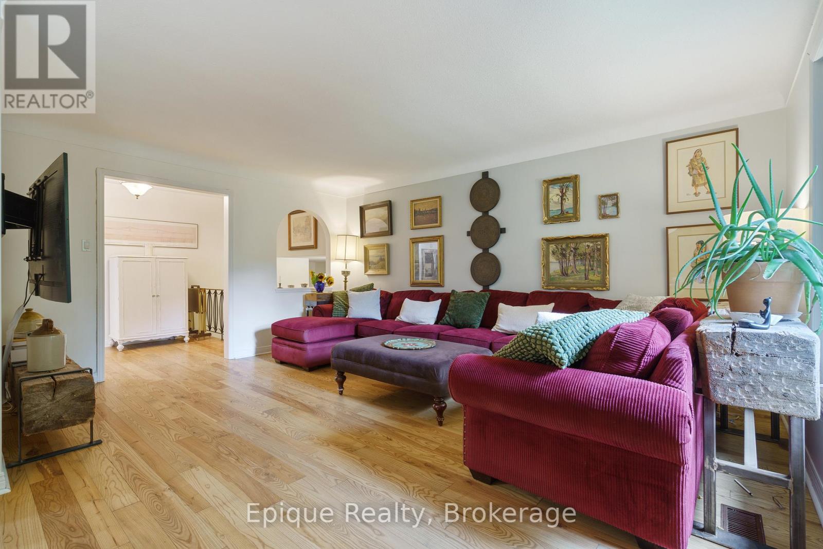 235 Concession 11 Road E, Hamilton, Ontario  L8B 1H7 - Photo 9 - X12570944