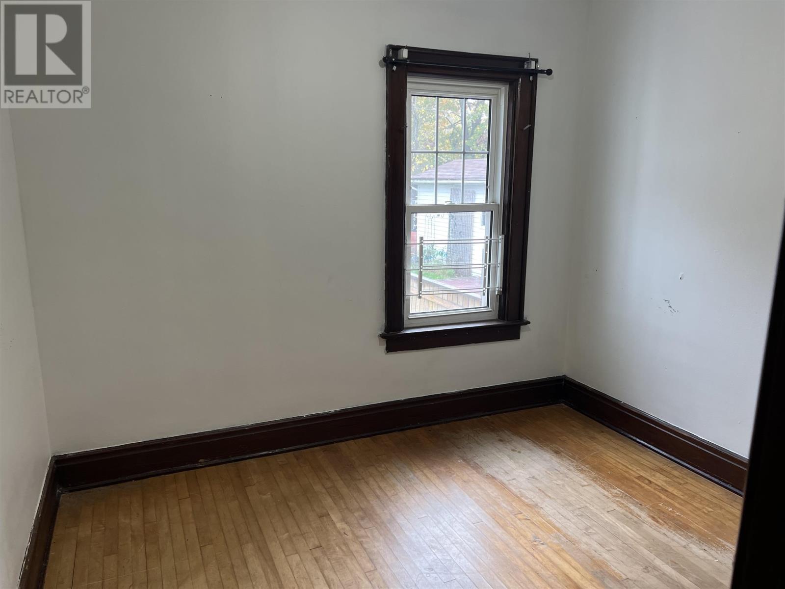 174 Tancred St, Sault Ste. Marie, Ontario  P6A 2W4 - Photo 5 - SM253329