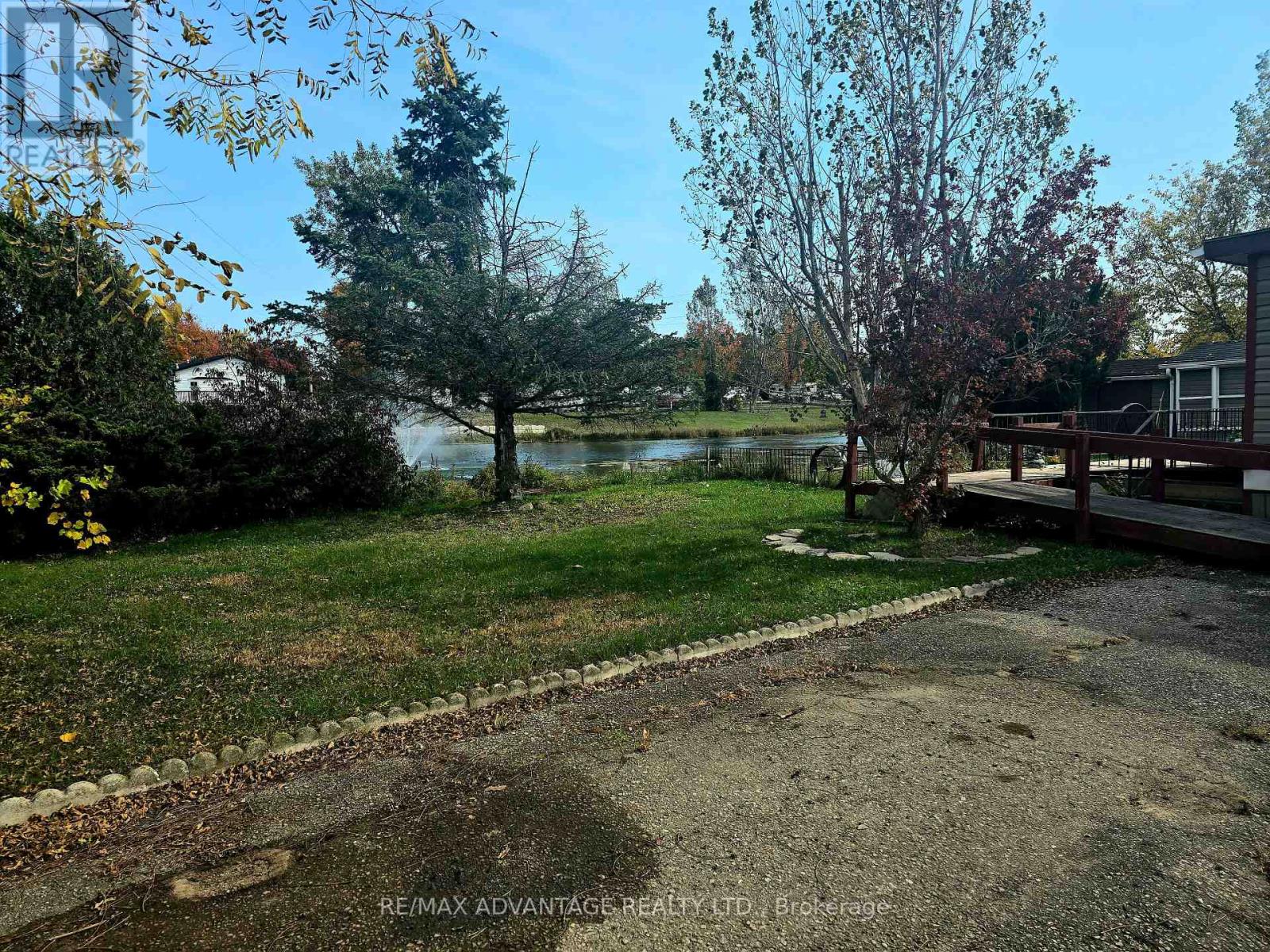 B11 - 4340 Cromarty - B11 Drive, Thames Centre, Ontario  N0L 1V0 - Photo 5 - X12571052