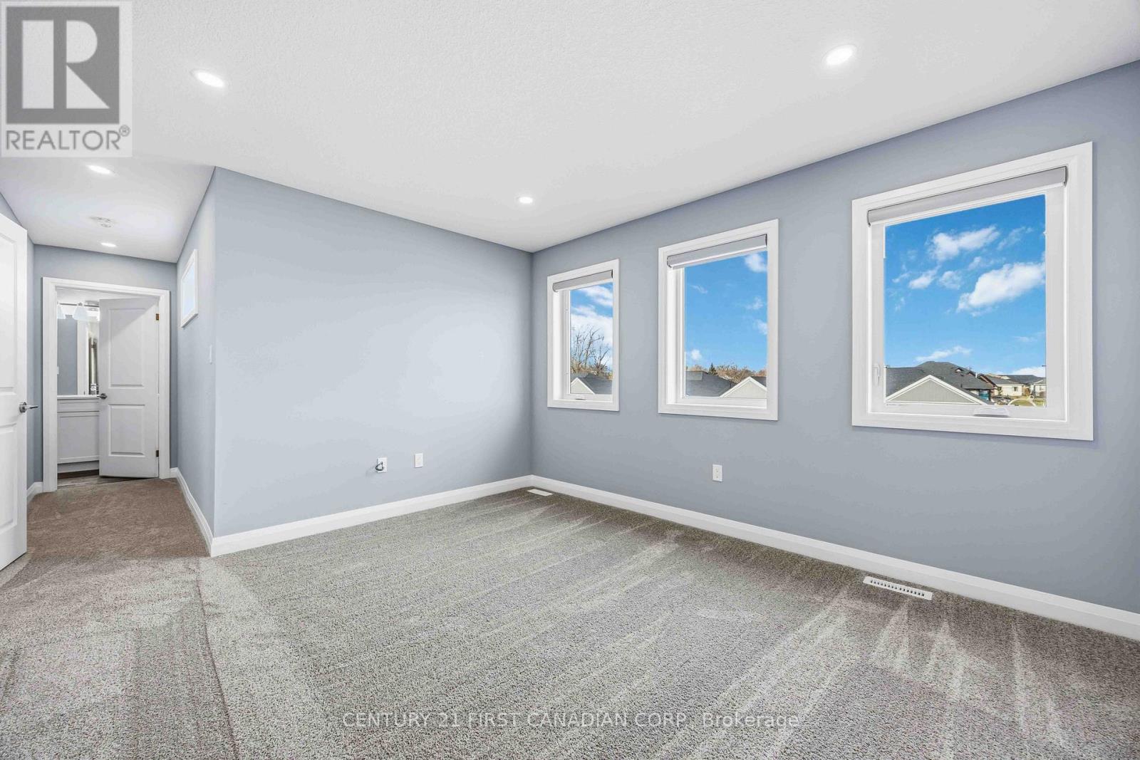 470 Main Street, Plympton-Wyoming, Ontario  N0N 1T0 - Photo 14 - X12571120