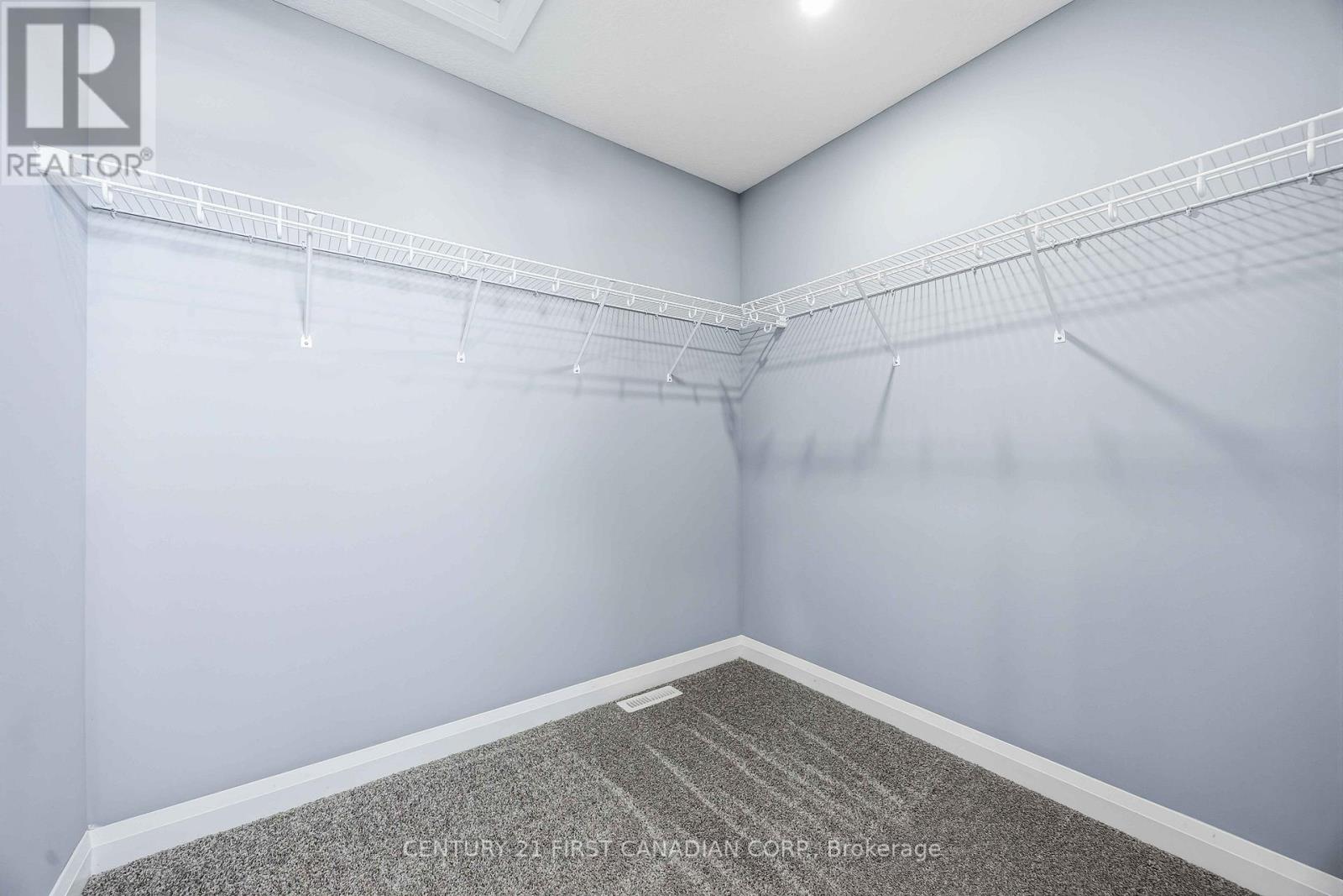 470 Main Street, Plympton-Wyoming, Ontario  N0N 1T0 - Photo 15 - X12571120