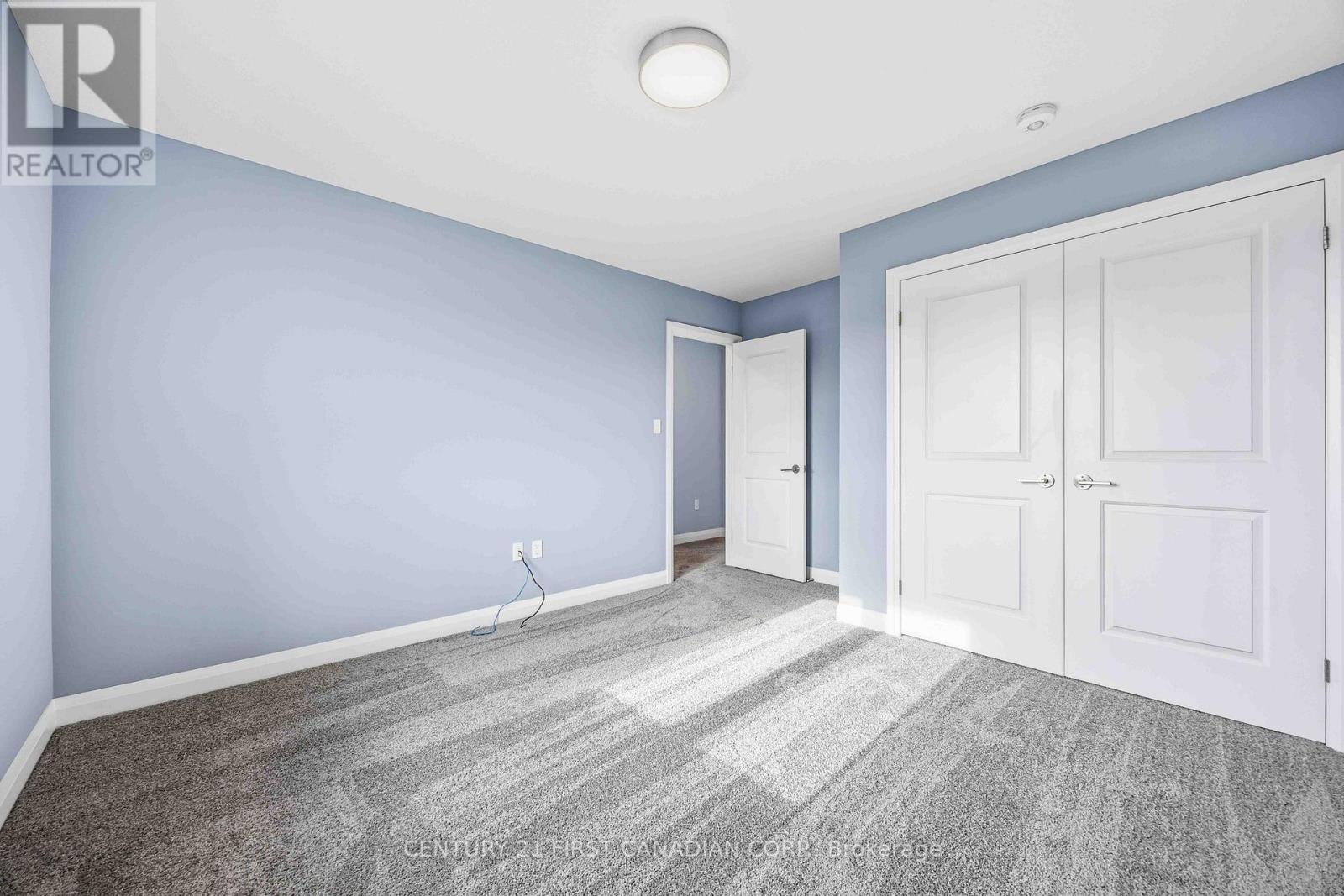 470 Main Street, Plympton-Wyoming, Ontario  N0N 1T0 - Photo 18 - X12571120