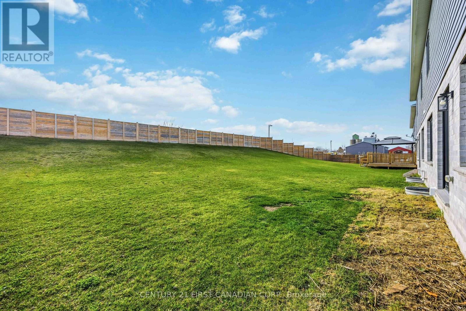 470 Main Street, Plympton-Wyoming, Ontario  N0N 1T0 - Photo 24 - X12571120